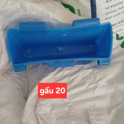 Bucket 20